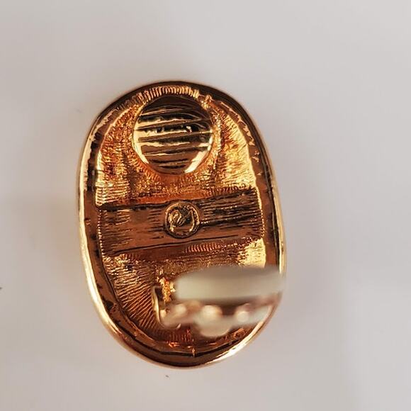 Swarovski Gold Plated Clip On Earrings with Clear Crystals Baguettes Swan Signed - Picture 5 of 7